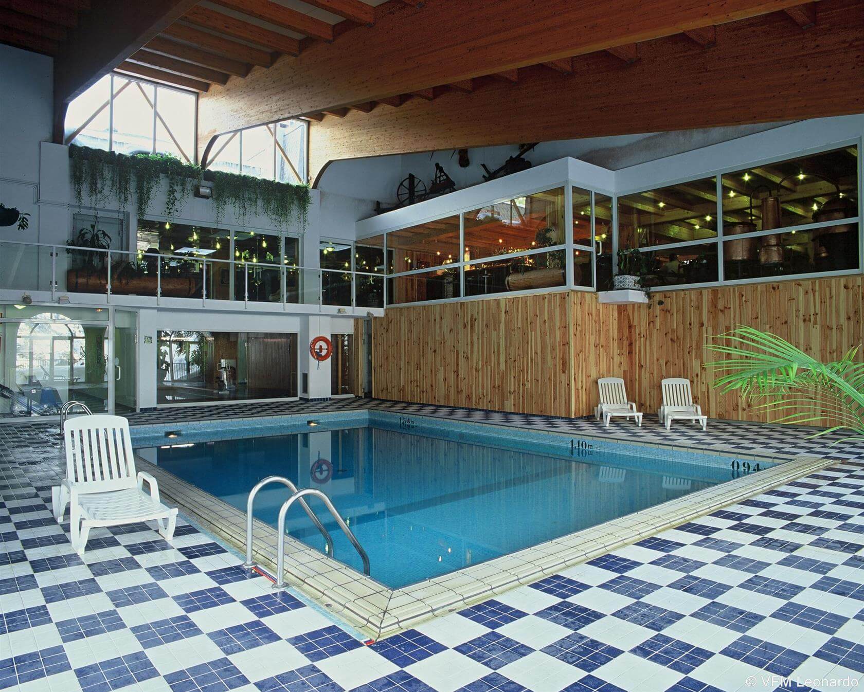 Piscina climatizada del Hotel Spa Llop Gris