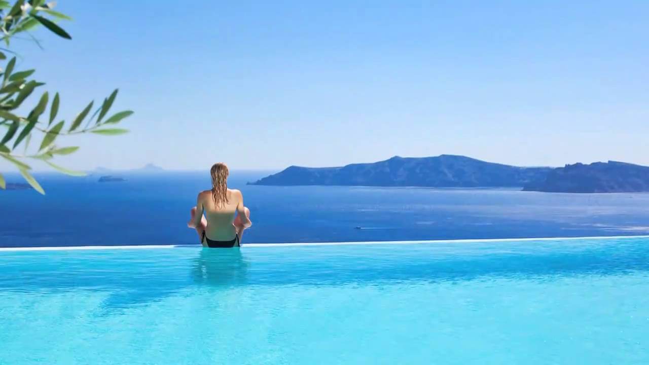 Hotel en Santorini con vistas al mar