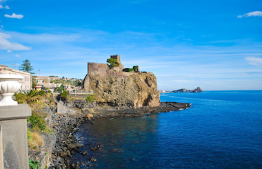 Aci Castello