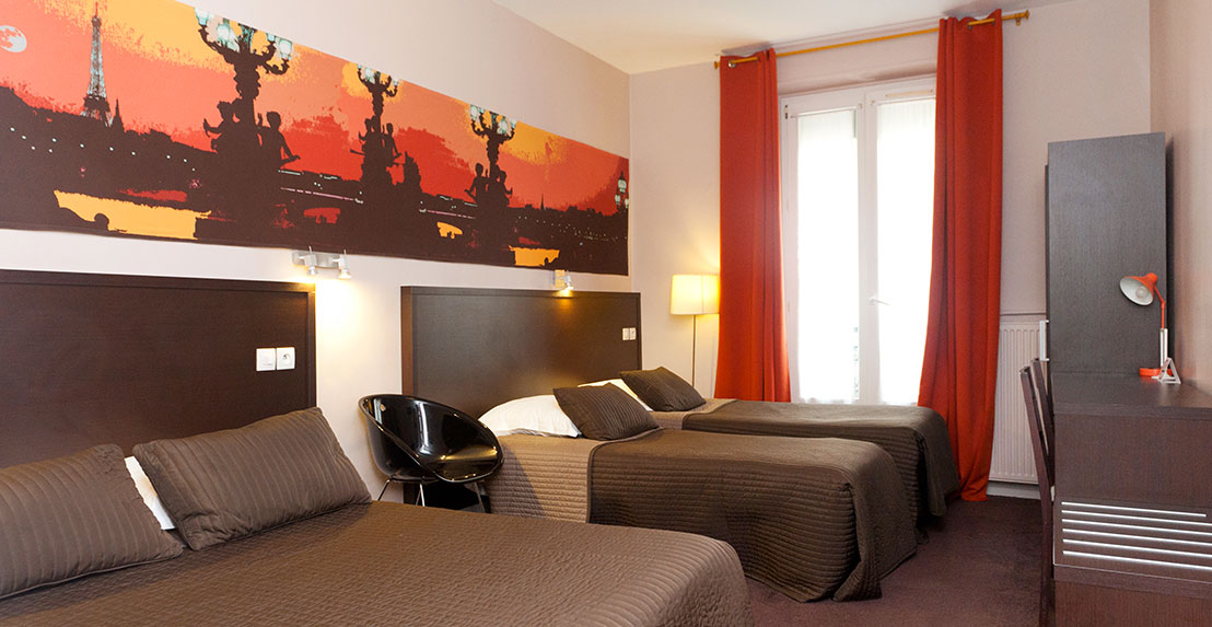 Hotel en parís para familia de 4 personas