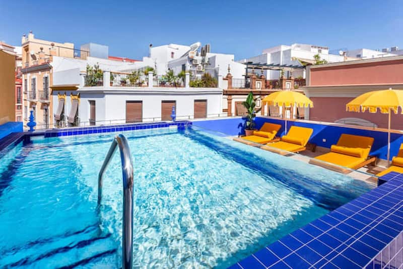 Piscina en la azotea del H10 Corregidor Boutique Hotel