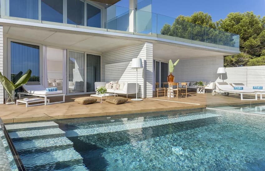 Piscina privada del hotel ME Ibiza