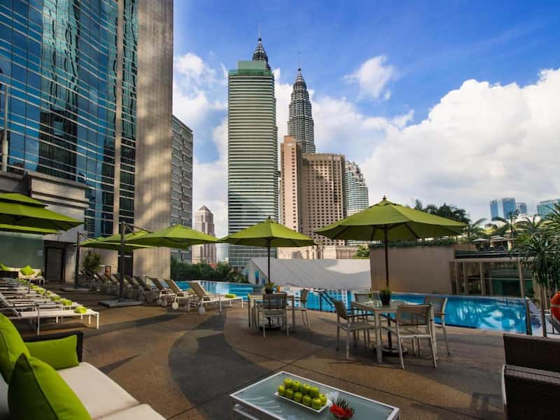 Piscina infinita del Impiana KLCC Hotel
