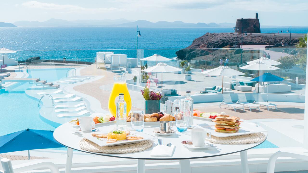 CalaLanzarote Suites Hotel