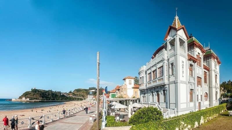 Hotel de 5 estrellas en Asturias con vistas al mar