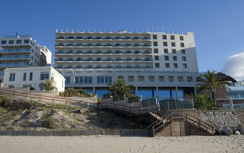 Hotel bahía calpe by pierre & vacances, un hotel para niños en primera línea de playa