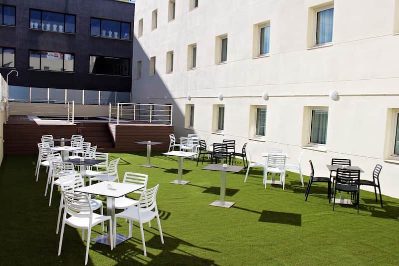 Hotel Checkin Urban Nevada