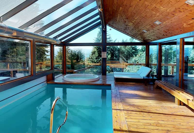 Pileta climatizada del Aldea Andina Hotel&Spa